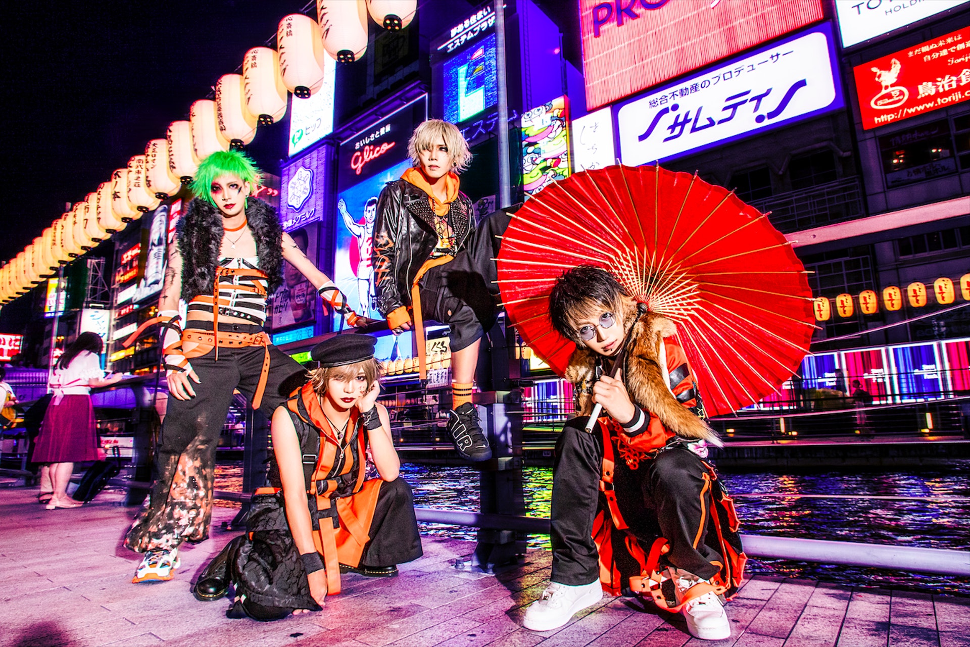 日本视觉系乐队沉迷玩四驱车，甚至变卖乐器去买车