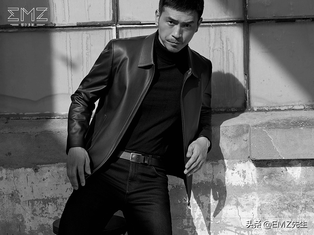 皮衣男款该怎么穿好看,男士穿什么品牌皮衣好看