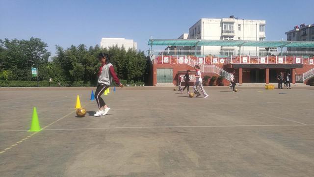 快乐足球活力校园绘画,快乐足球活力周六