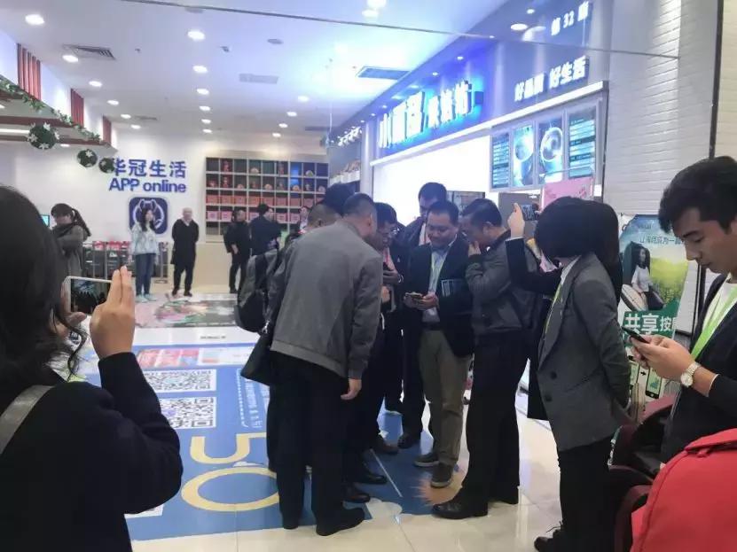 中国零售CIO俱乐部走进好邻居、华冠考察交流暨华为用户大会召开