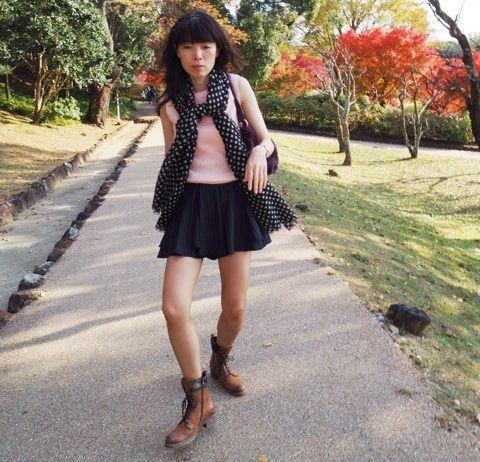 日本女人罗圈腿走路,日本女人罗圈腿的原因