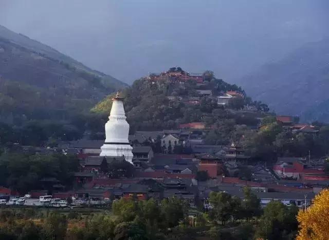 日照来回机票,7-8月份机票价格