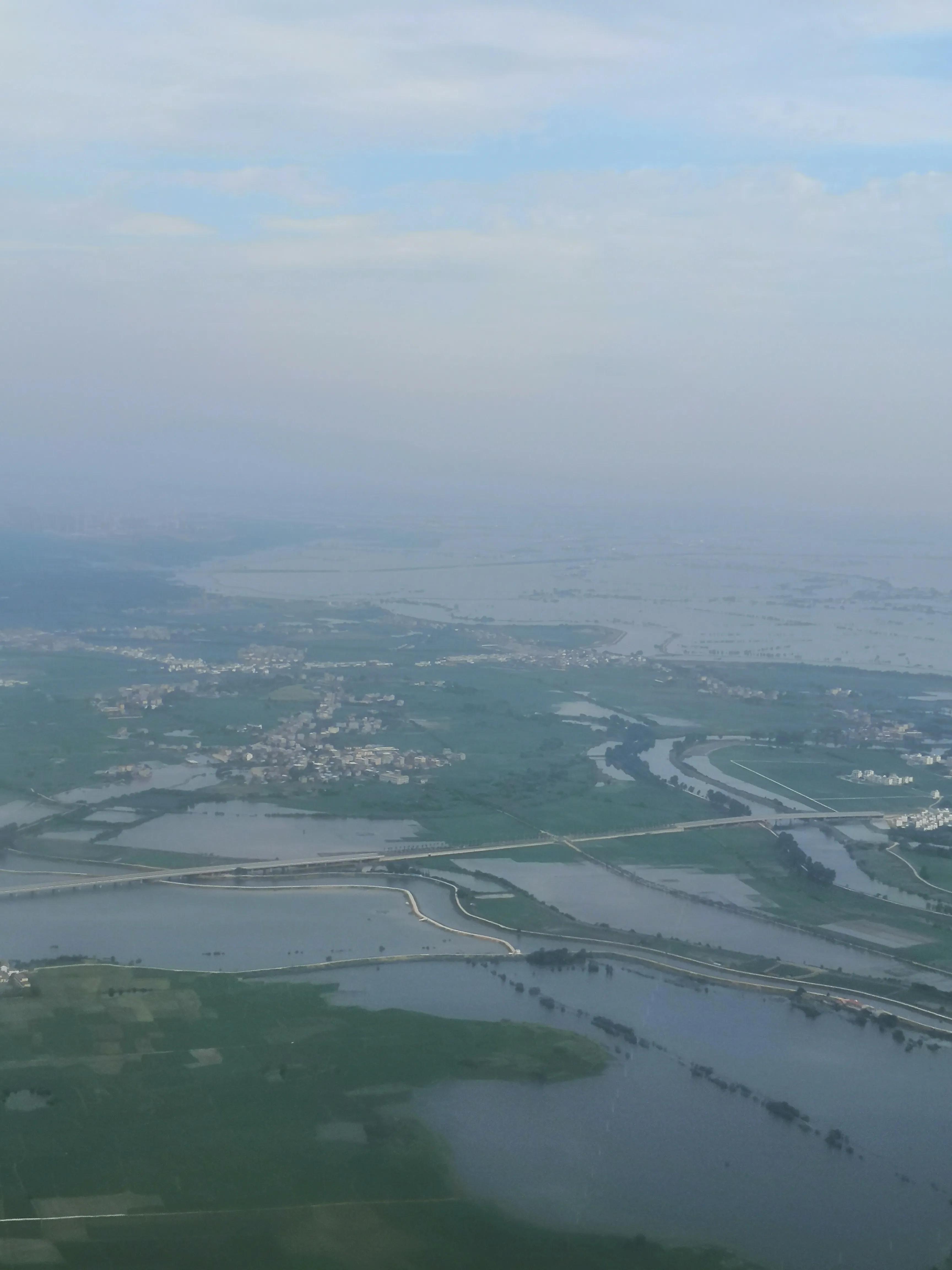 鄱阳县最富有的地方,鄱阳最穷的乡