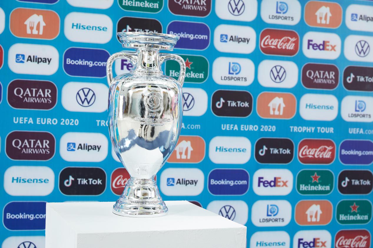 wearethechampions涓栫晫鏉富棰樻洸,wearetheworld涓栫晫鏉富棰樻洸