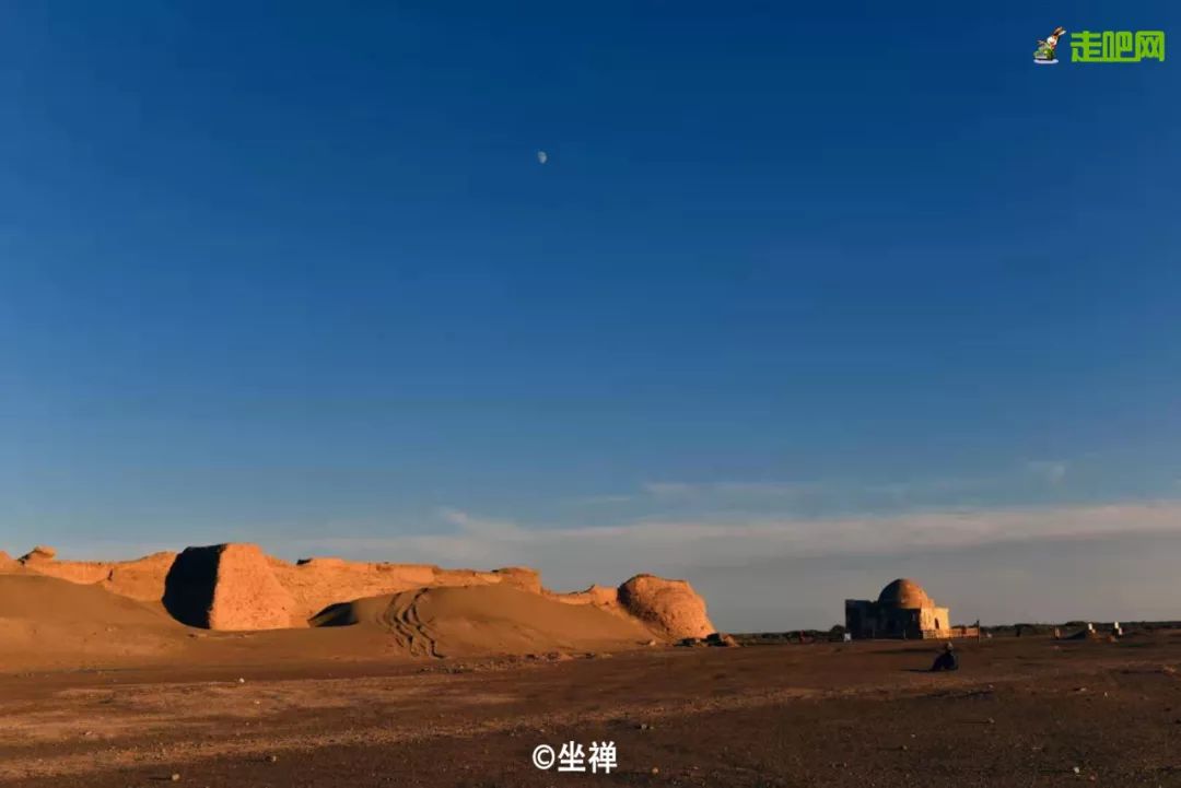 成都到额济纳胡杨林自驾旅游攻略,自驾胡杨林额济纳旗开什么车