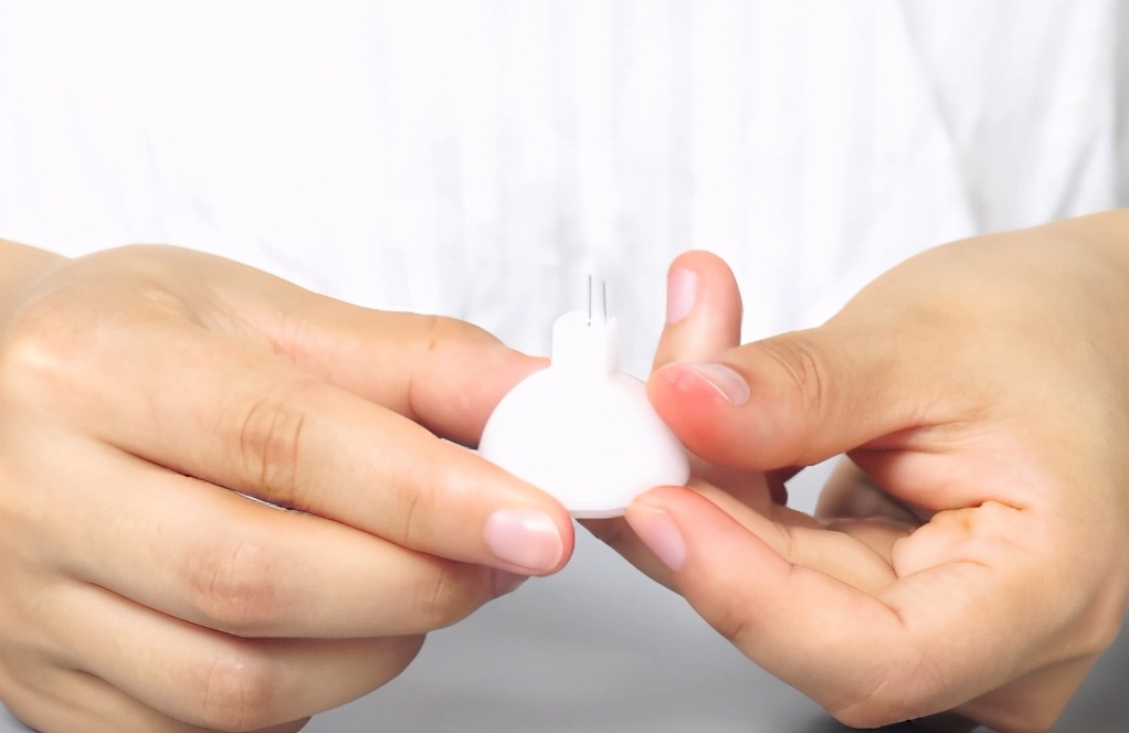 交流发电机是利用什么原理工作的,交流发电机用什么原理发电