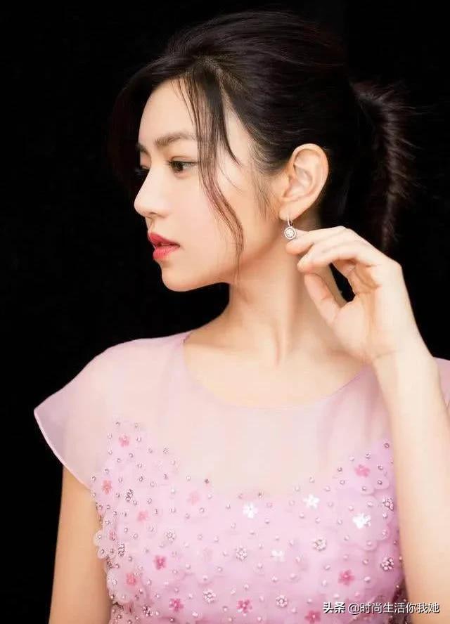 如何才能把自己拍成侧颜女神,如何把自己整成造型