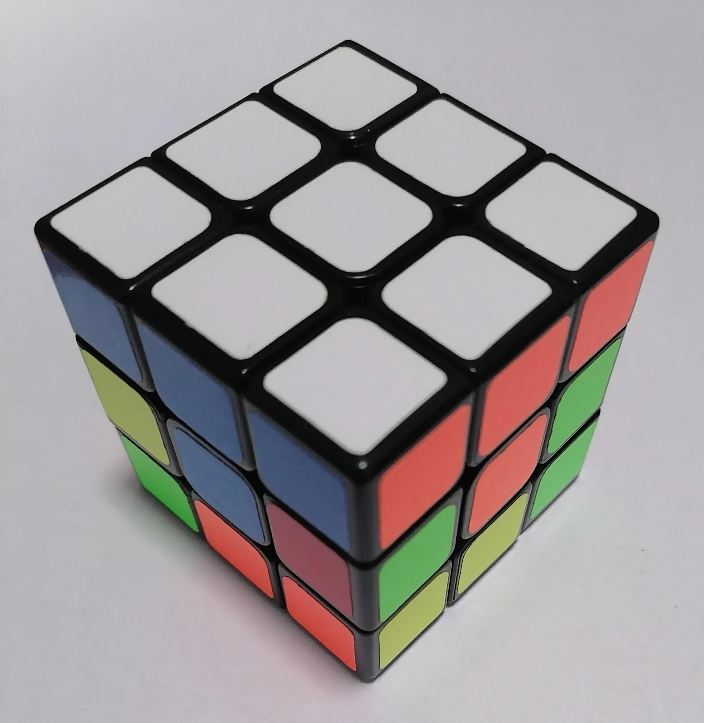 三阶魔方第一层复原最详细步骤,立方体魔方还原方法最简单