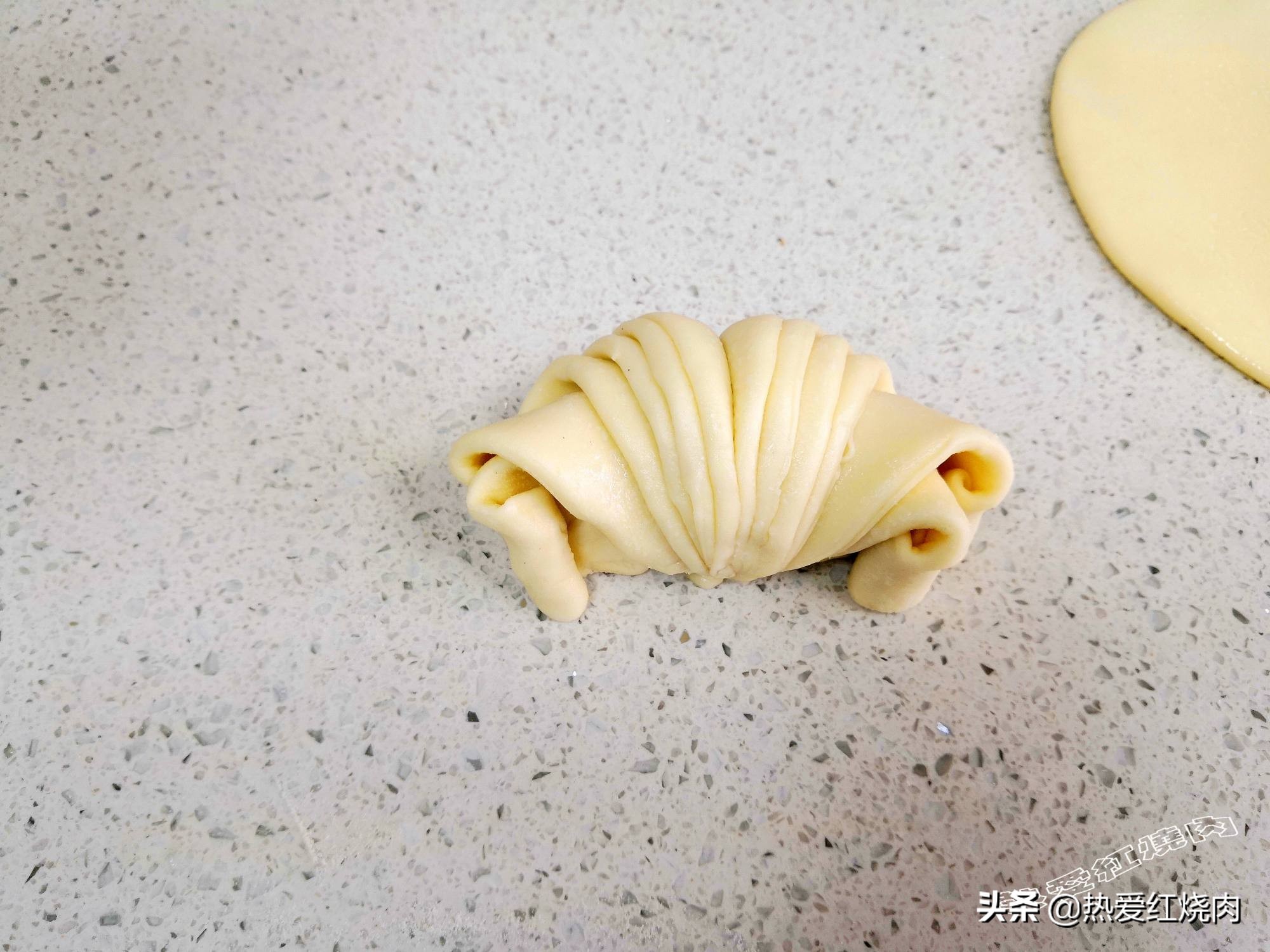 为啥蒸出来的面条是黏的,面食蒸了为什么会塌