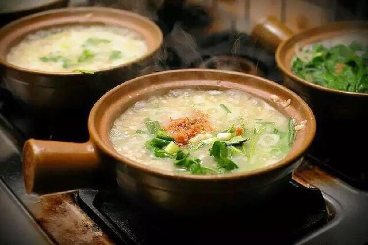 广式生滚猪肝粥的猪肝怎么处理,正宗广东生滚丝瓜猪肝粥