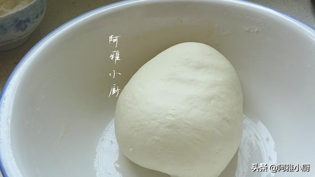 用高筋面粉做的简单小吃面食,面粉这样做比面包都好吃