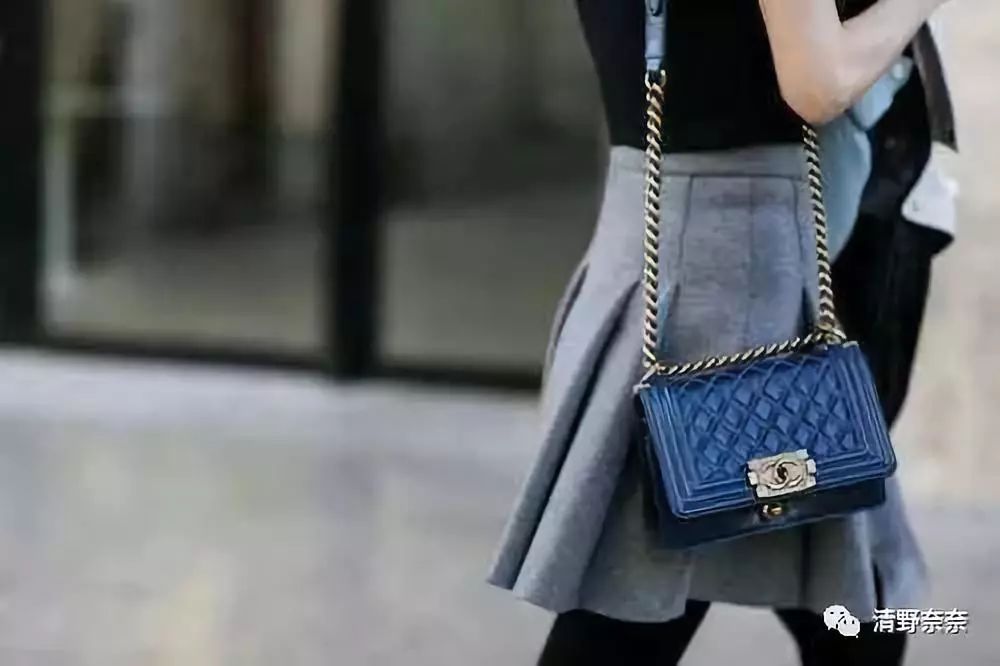 香奈儿丝绒手袋,应该如何选择香奈儿包包