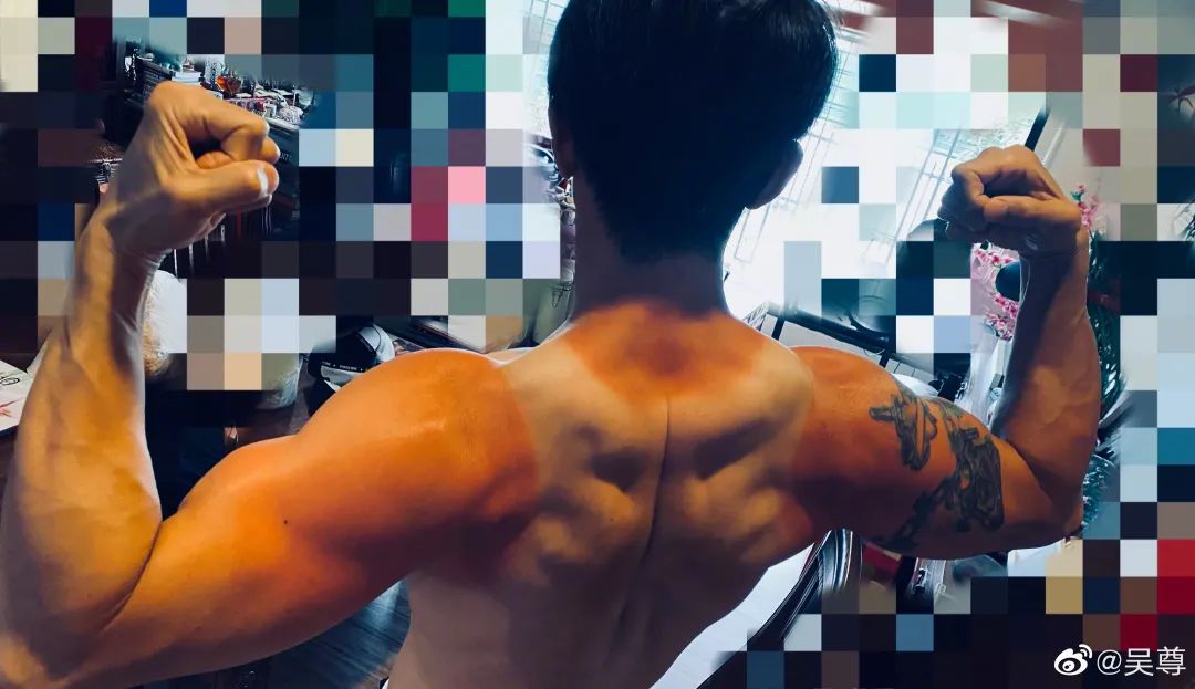 吴尊户外旅游,吴尊海边