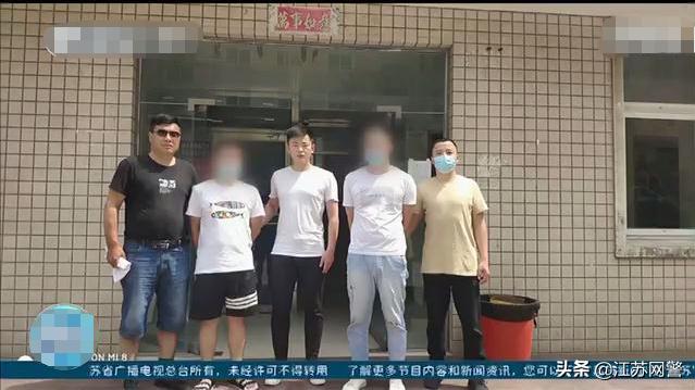 徐州卷烟厂苏烟礼盒,徐州卷烟厂出的苏烟