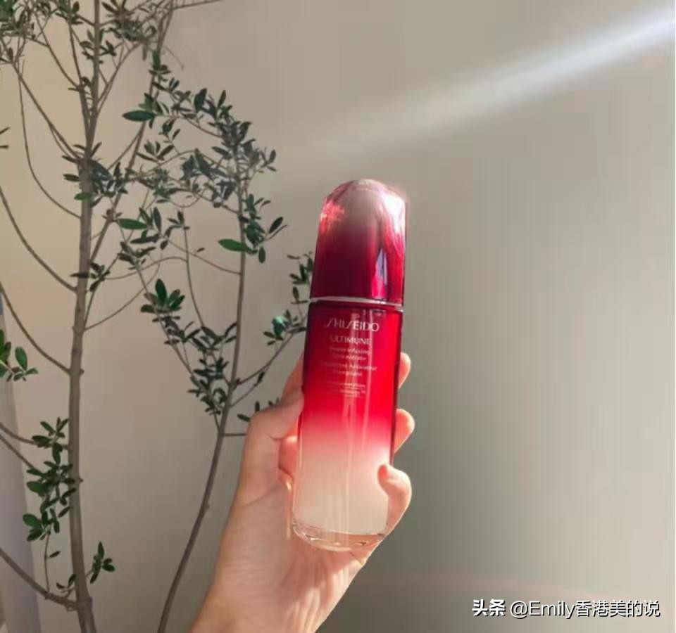 一年十几瓶精华4款回购,一年里用过的精华合集