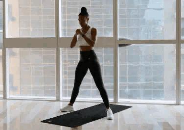 4个动作练练松弛的大腿，让双腿变紧致，让腿围再小一圈