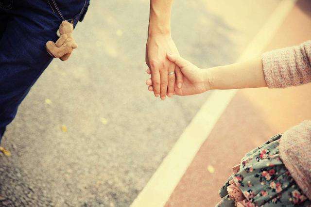 爱情锦囊；浪漫爱情故事