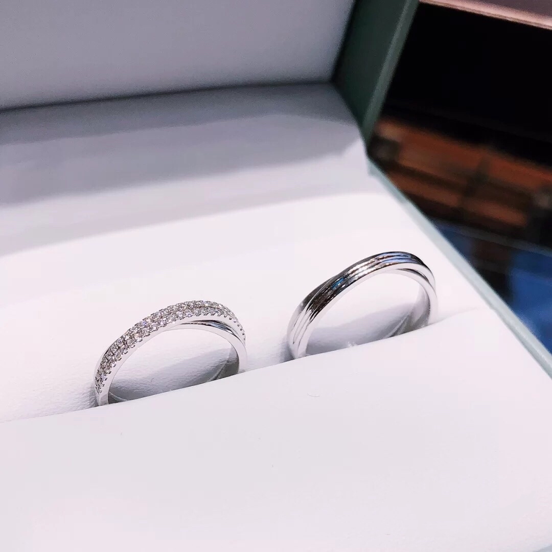 情侣送什么牌子的对戒,情侣对戒买什么的比较好