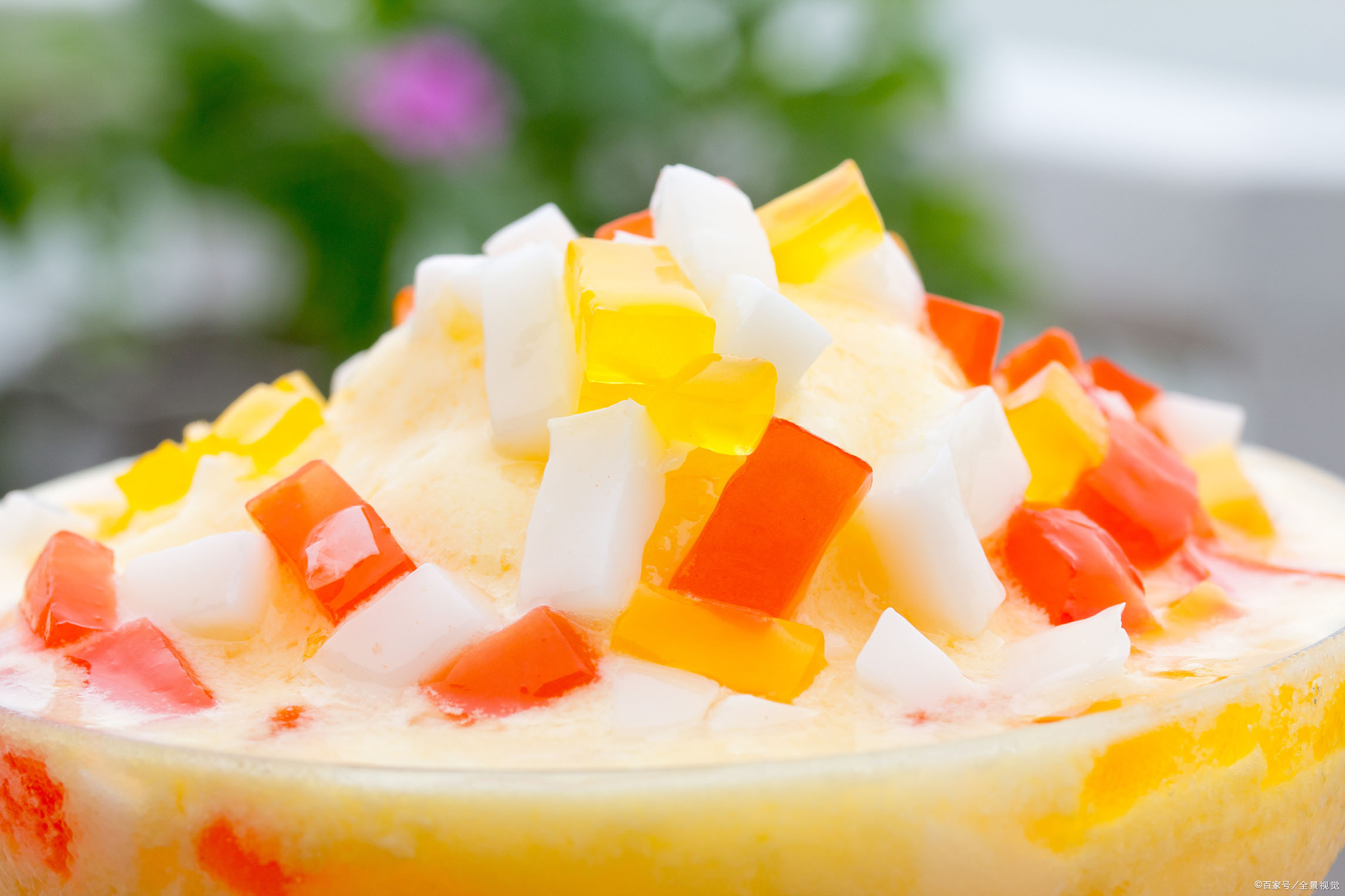 奶茶店一个月净赚十万的盈利模式,奶茶店不靠奶茶赚钱的商业模式