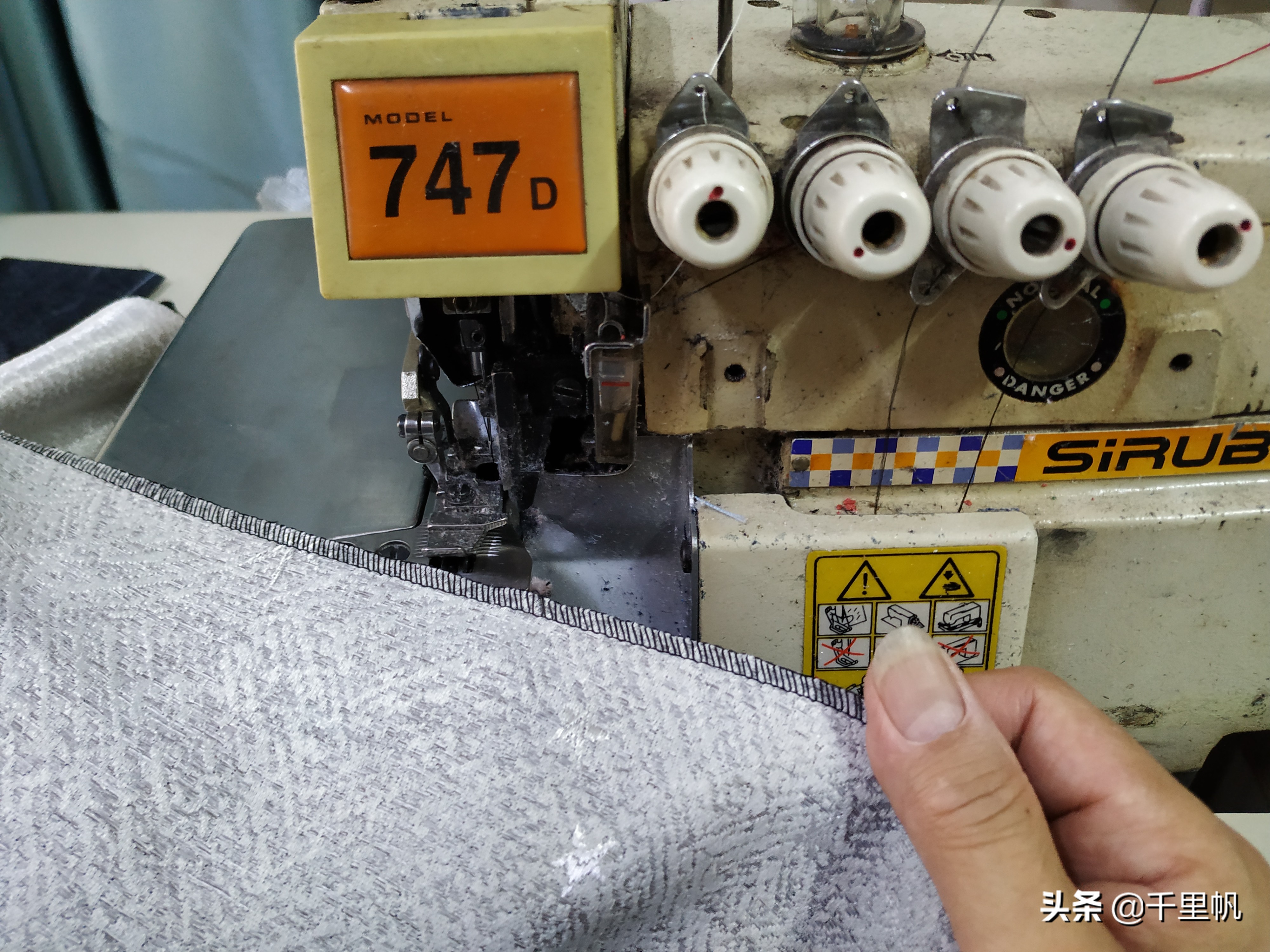 缝包机老是跳线怎么修,包缝机断针跳线什么原因