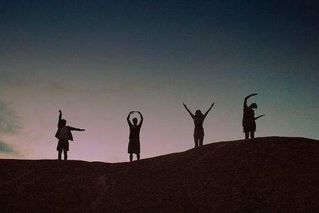 初中生觉得孤独如何引导,初中生厌学的心理原因有哪些