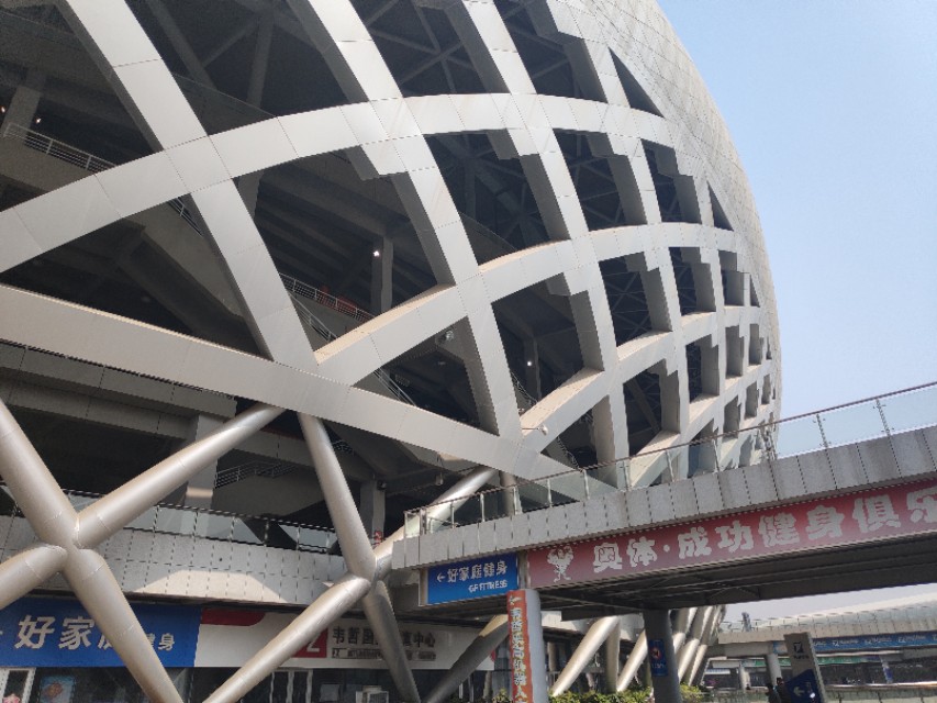 徐州体育中心有哪些,徐州鸟巢能容纳多少人