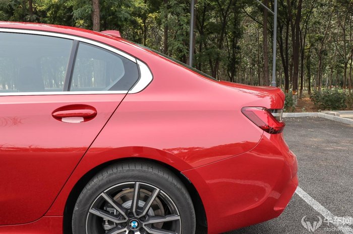 新款宝马325li驾驶感受怎么样,宝马325li新款2024款驾驶感受