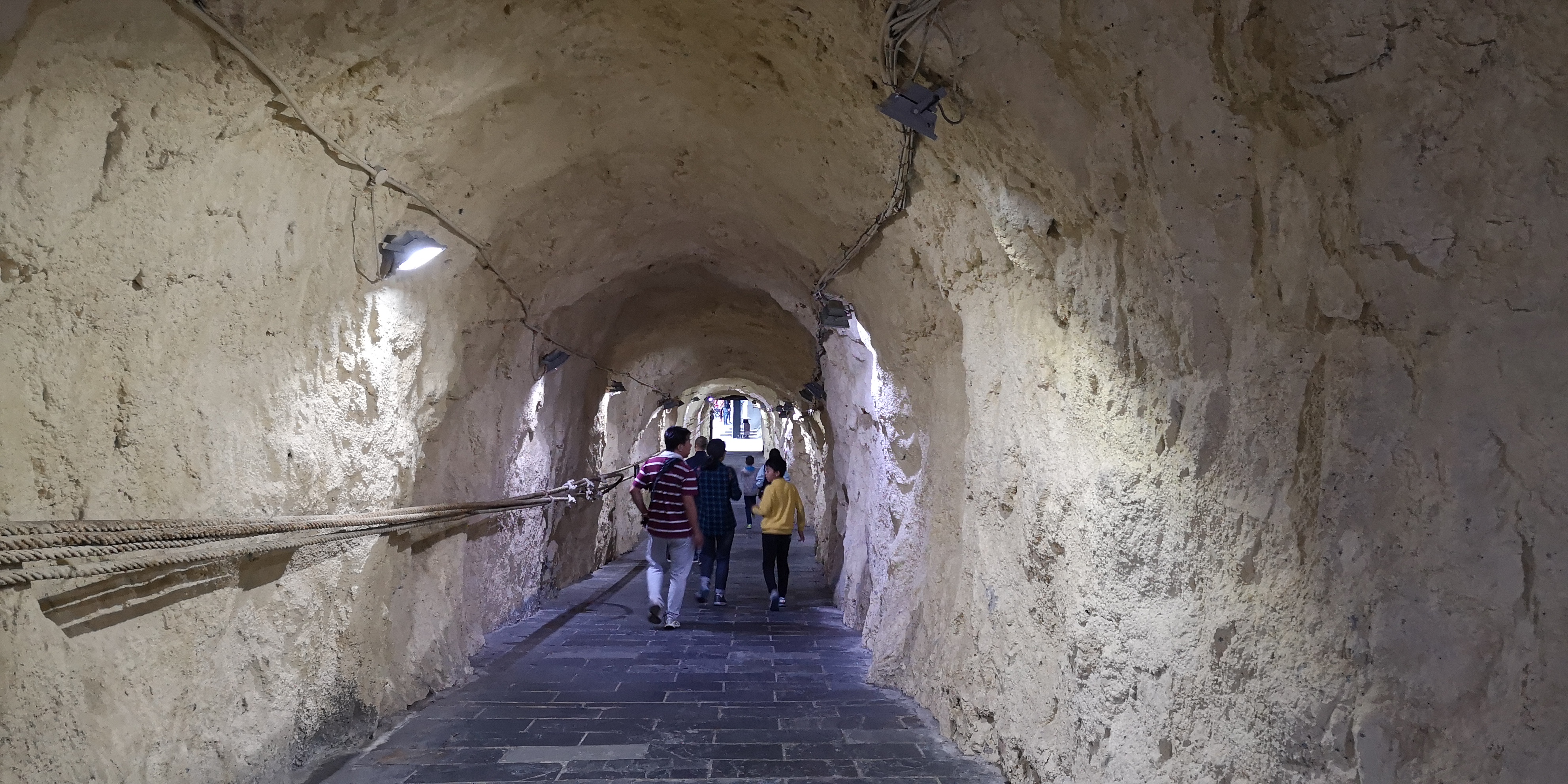 龙庆峡坐船,北京龙庆峡旅游攻略