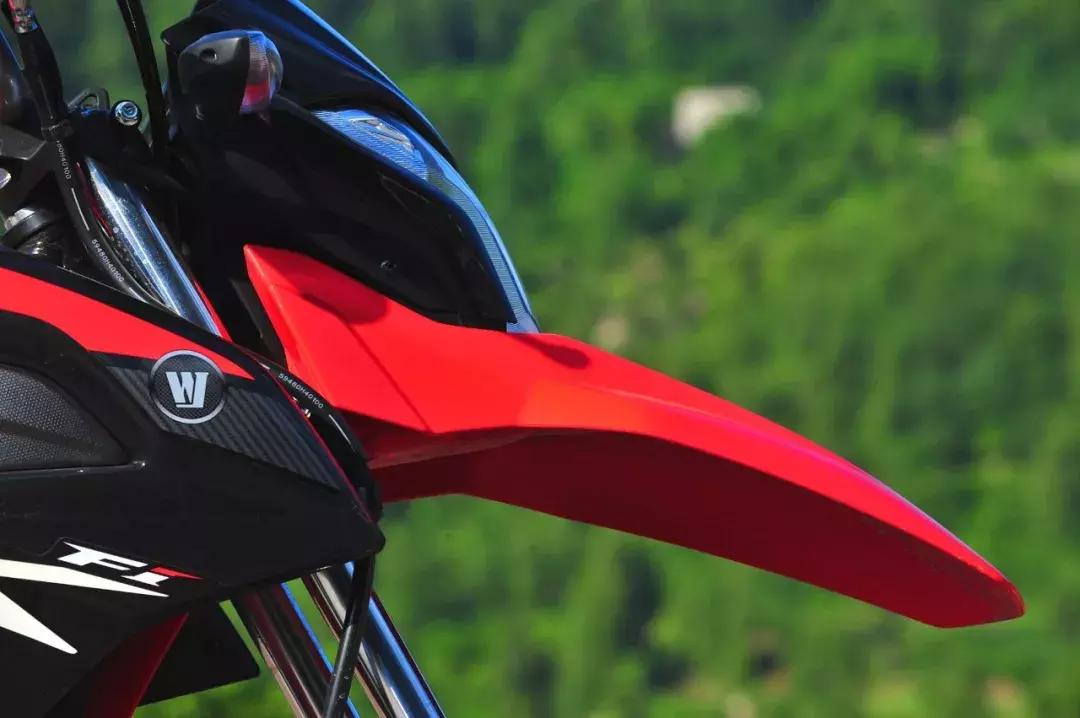 越野车主要看什么性能,豪爵公路越野摩托车nk150与dks150