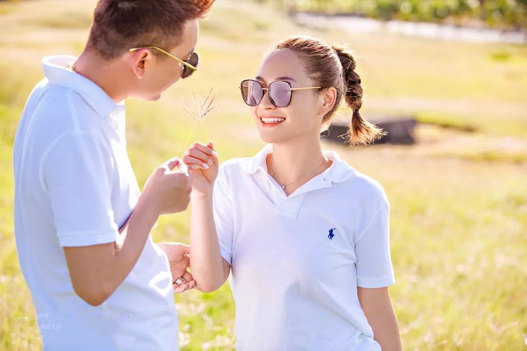 婚纱照选服装技巧,婚纱照衣服怎么选男生