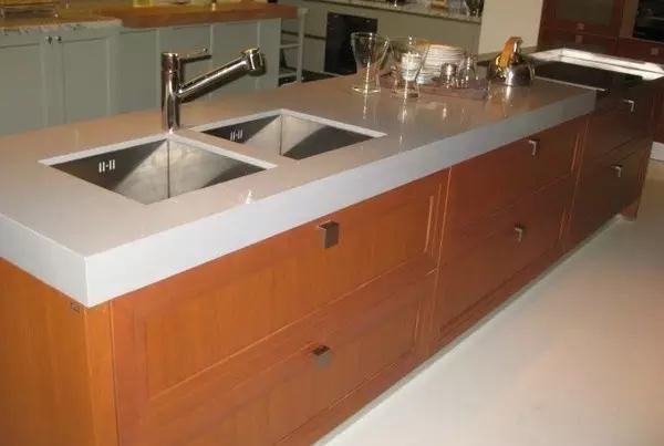 橱柜定制行业水深,定制一套厨房橱柜大概需要多少钱