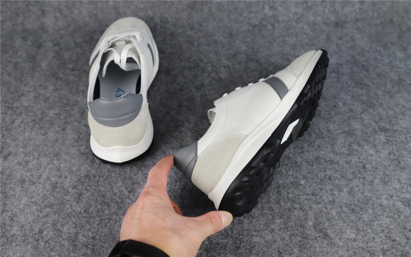 和潮流同步，与健康共舞：七面男士轻弹运动休闲鞋体验