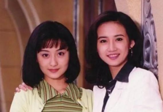 她因拒绝潜规则无奈退出娱乐圈,拒绝潜规则后被雪藏