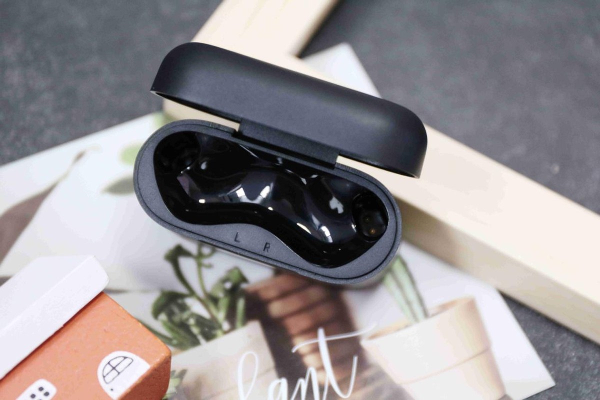 诺基亚e1200和小米头戴蓝牙耳机,诺基亚蓝牙耳机值得入手吗