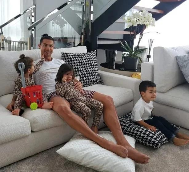 c罗王者归来欧洲杯,c罗王者归来完整版