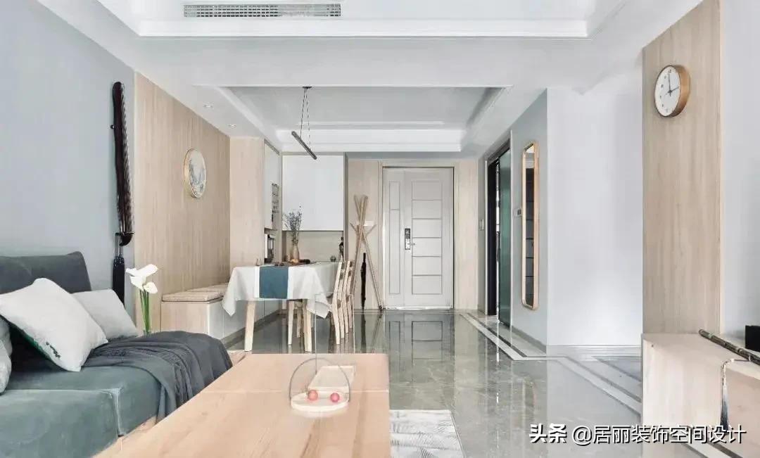 进门鞋柜设计图2022款现代风玄关,一进门就是客厅和餐厅玄关鞋柜