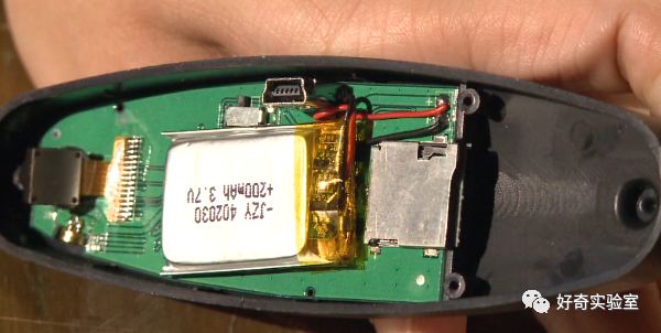 细思极恐！屋内惊现针孔摄像头，已拍摄3000多个视频