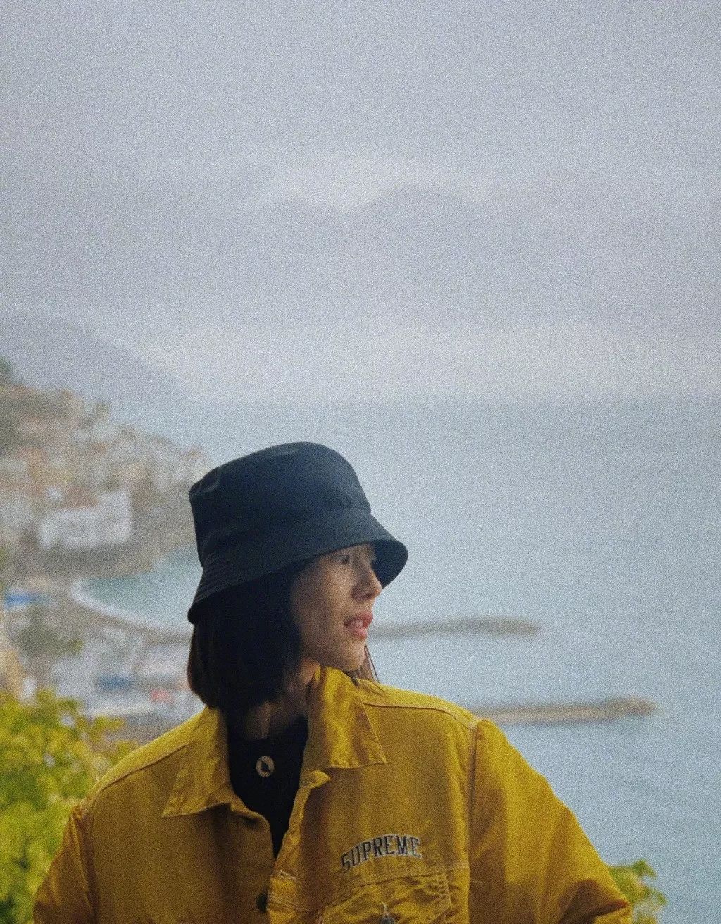 这周女艺人们穿了啥潮流尖儿货刘雯的夹克我先锁了