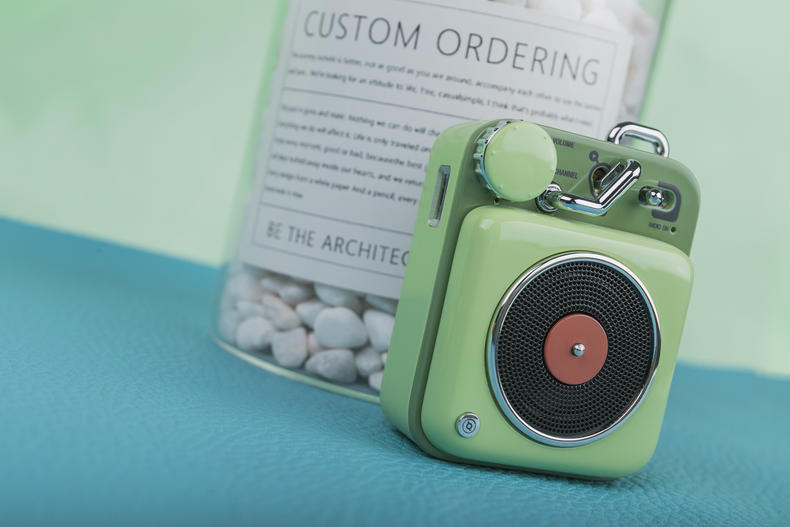 猫王老款收音机,猫王收音机创始人视频