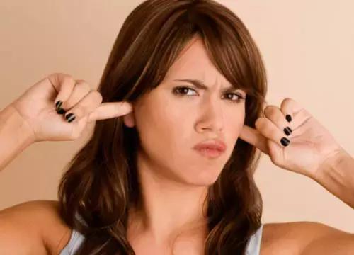 五官这样保养让你比别人年轻许多,保养五官最有效的方法