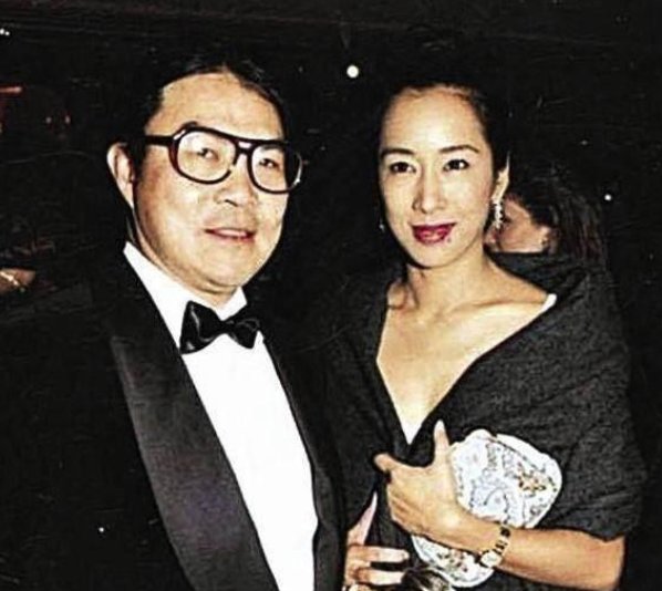 朱玲玲豪门生活,朱玲玲豪门贵妇的位置