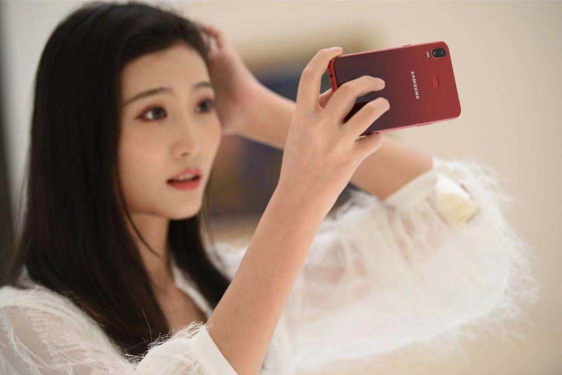 三星galaxys21ultra5g值得买吗,性能强三星galaxya60s全面评测