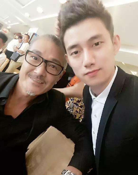 舞帝利哥画面全无，人气大“滑坡”，沦为一线主播垫底