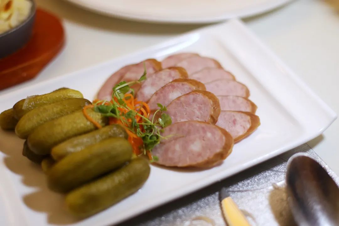 去哈尔滨买红肠应该怎么说,买商委红肠几点去排队