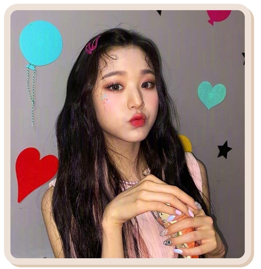 南韩“纯欲天花板”！16岁の新晋腿精！这个妹妹绝了