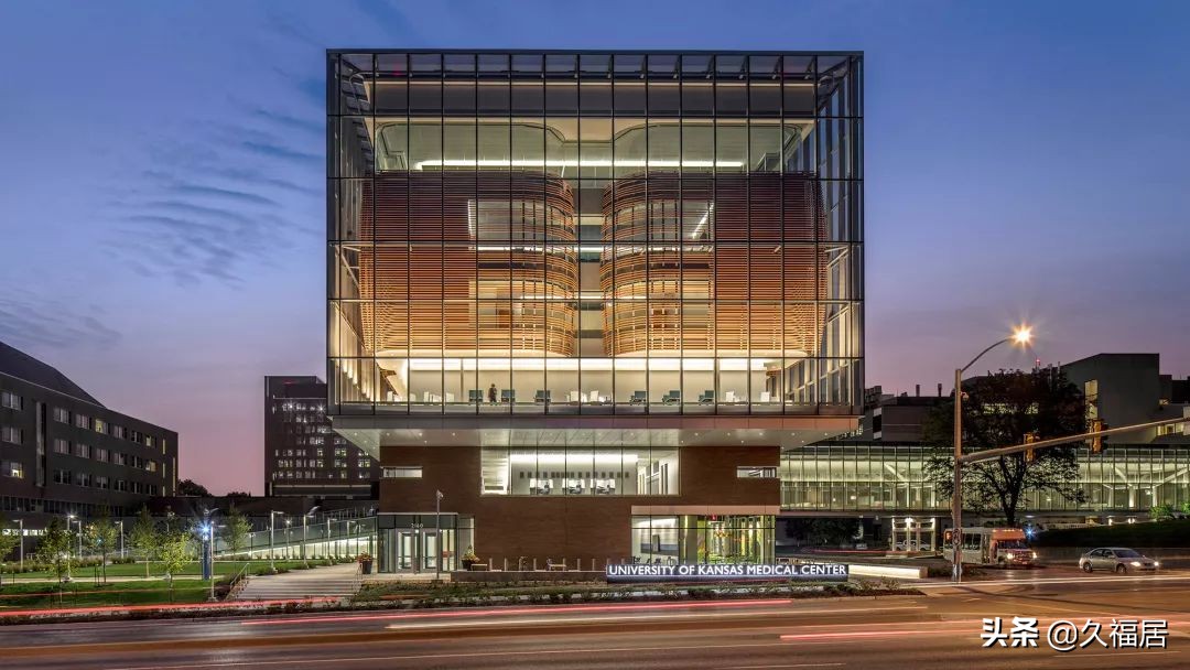 什么是超白玻璃,什么叫超白玻璃