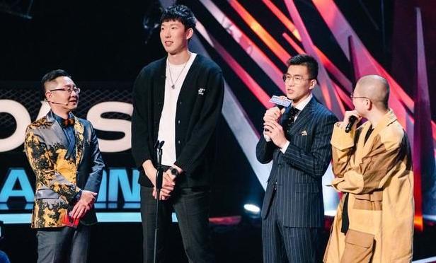 吐槽大会国足整段视频,中国男篮vs中国男足吐槽大会