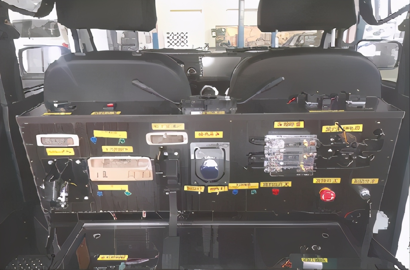 【招生专辑】走进学院：来汽车学院，感受速度与激情！