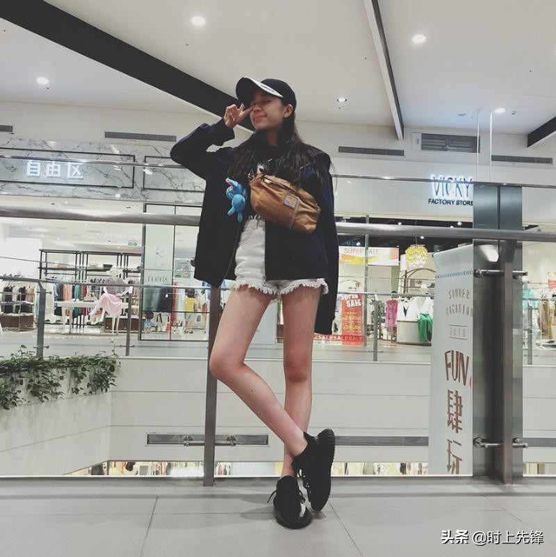 欧阳娜娜和妹妹欧阳娣娣拍视频,欧阳娜娜的妹妹欧阳娣娣的发型