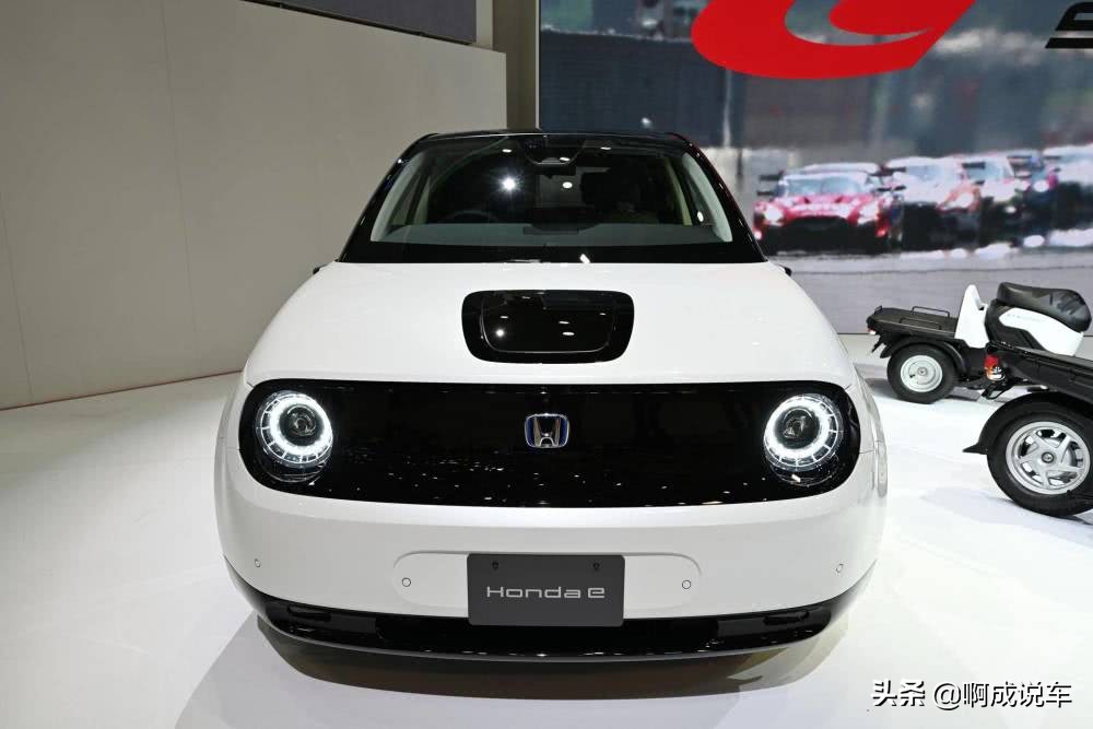 本田抢了铃木“电动奥拓”，与保时捷相同的四轮独悬，竟用单踏板